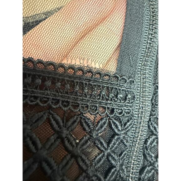 Self Portrait Floral Vine Overlay Mini Dress Sz. 2 - Picture 9 of 9